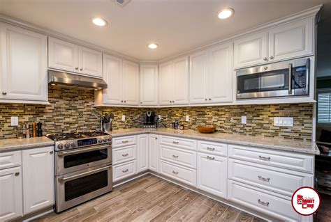 There are other kitchen remodeling companies out there but we know how to make sure you get exactly what you. Kitchen Remodeling Companies in Aliso Viejo, California
