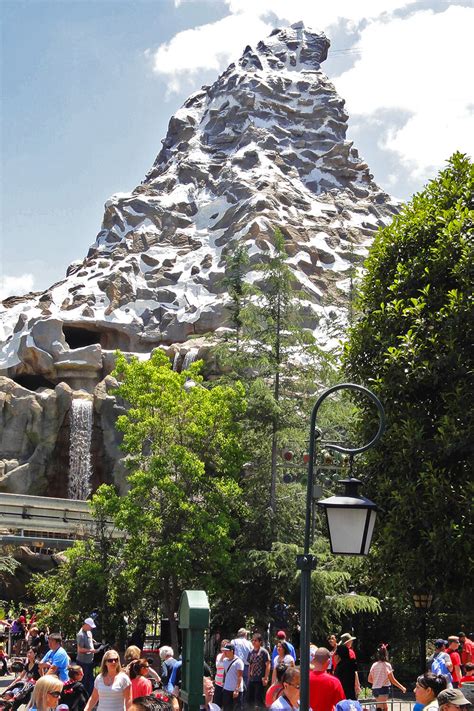 Matterhorn Disneyland Night