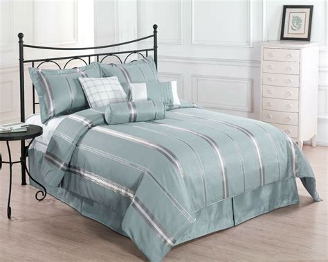 Chic chenille gets even more elegant with this bedding set. FINAL SALE - Park Avenue 7pc Comforter Set Blue, Gold Bed ...