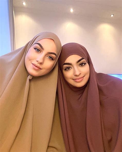 𝒆𝒅𝒂𝒄𝒐𝒄𝒐 Muslim Girls Photos Hijabi Fashion Hijab Collection