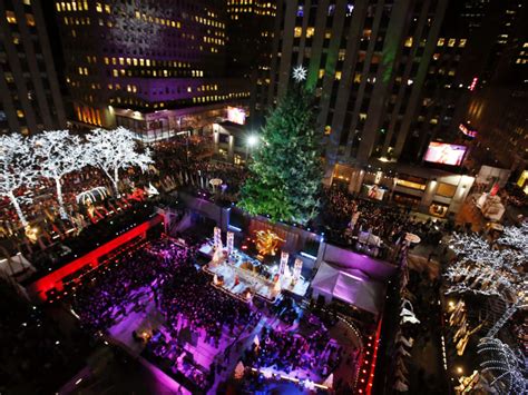 Thousands Gather For Nyc Christmas Tree Lighting Today