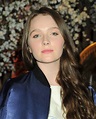 Amy Forsyth – Alice + Olivia Fashion Show at Neuehouse Hollywood in Los ...