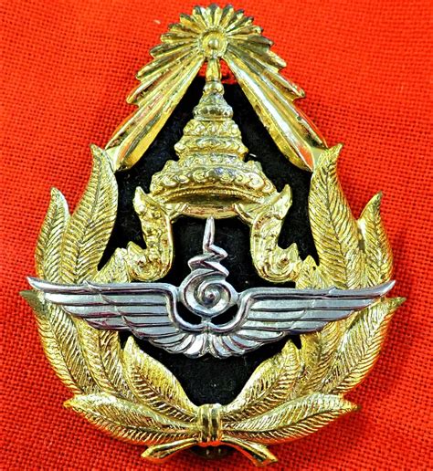 Post Ww S Thailand Royal Air Force Officers Uniform Cap Badge Jb Military Antiques