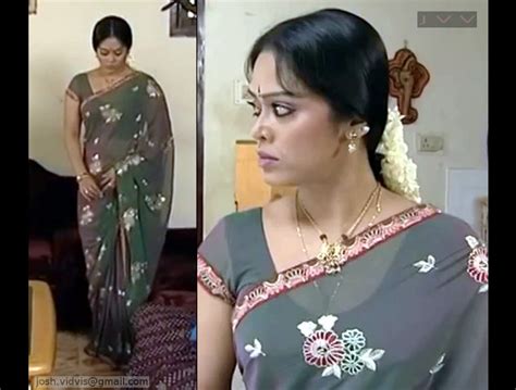 Tamil Tv Actress Devipriya Navel Show In Saree Hot Caps