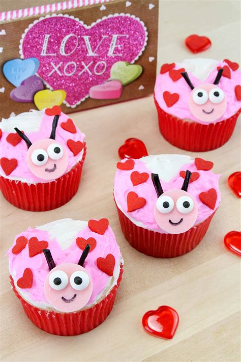 Love Bug Valentines Cupcakes · The Inspiration Edit