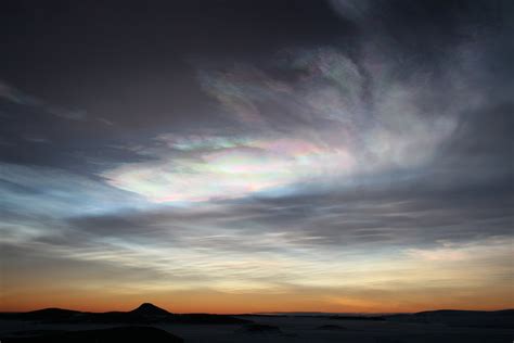 Polar Stratospheric Clouds — Australian Antarctic Program