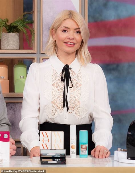 Itv Bosses Were Told Holly Willoughby Was Quitting This Morning Hours Before She Announced