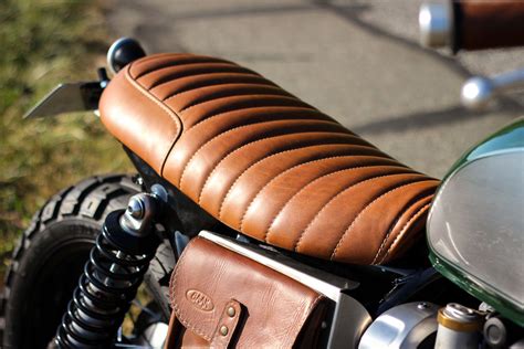 Custom Short Seat Handcrafted Out Of Leather Triumph Cafe Racer Bike Design Triumph