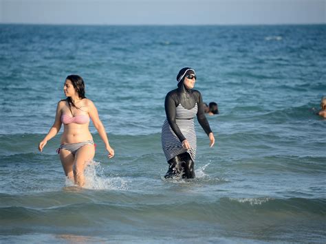 Algerian Women In Their Thousands Are Defying Conservative Islamists By Wearing Bikinis The