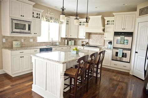 A few coats of fresh white paint instantly updated our worn oak cabinets and also made our dark kitchen feel much brighter. Guest Post: Sita from The Family Room Design Studio ...