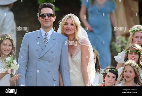 Kate Moss And Jamie Hince Wedding Oxfordshire Stock Photo Alamy