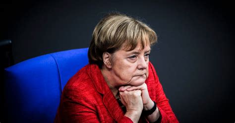 Angela Merkel Lämnar Posten Som Partiledare Nu Väntar Maktkamp I