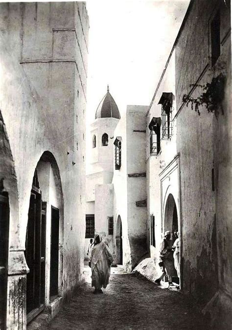 Old City Triopli Libya 1943 جامع الناقه المدينة القديمة طرابلس