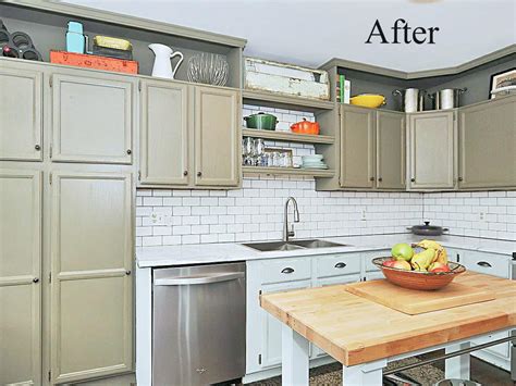 Frequent special offers and discounts up to 70% off for all products! Simple Kitchens Top Of Kitchen Cabinet Ideas Decorating ...