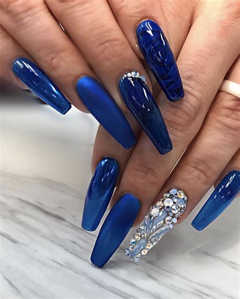 𝓗𝓮𝔂! 👋🏽 want to see more pins like this? Or maybe the latest 𝒷𝑒𝒶𝓊𝓉𝓎