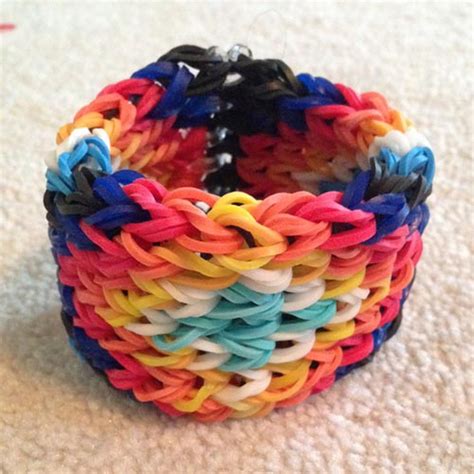 How To Make A Bracelet Out Of Rainbow Loom Anderson Bassiderae
