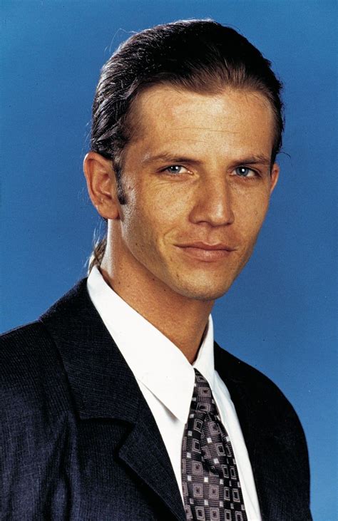 W kilkunastu odcinkach telenoweli zbuntowany anioł (muñeca brava, 1999) zagrał postać sergio, młodego prawnika zakochanego w milagros. Zbuntowany anioł - Telemagazyn.pl