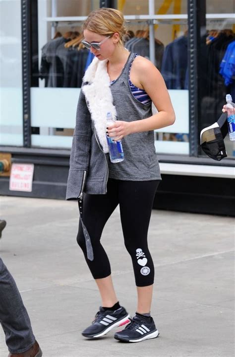 Jennifer Lawrence Leaves A Gym In New York Hawtcelebs