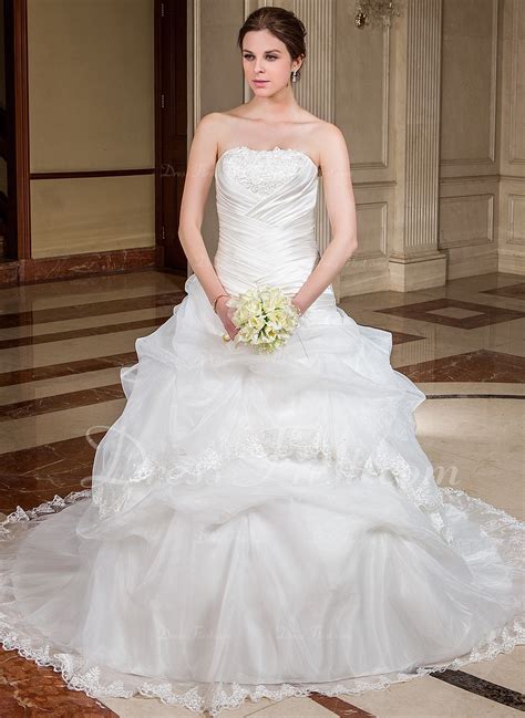 Ball Gown Sweetheart Chapel Train Satin Organza Wedding Dress With