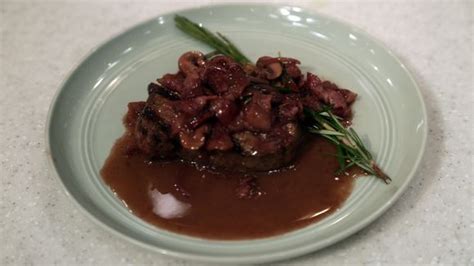 Typically, however, beef medallions come from the tenderloin, which is although you don't need it, you can also pair cooked medallions with a sauce such as madeira wine sauce, mushroom sauce or a sauce made by. Michael Symon's Beef Tenderloin Medallions with Red Wine ...