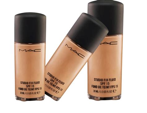 This is a shade that perfectly matches my skin tone. Base Studio Fix Fluid Mac Fps15 100% Original Pronta ...