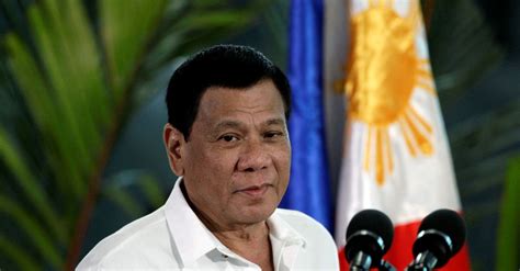 Filipijnse President Duterte Zegt Zelf Op Criminelen Te Hebben