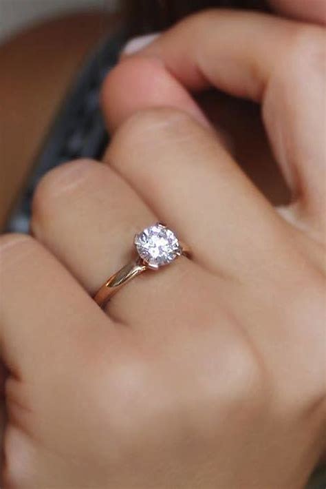 Simple Engagement Rings For Girls Who Love Classic Simple