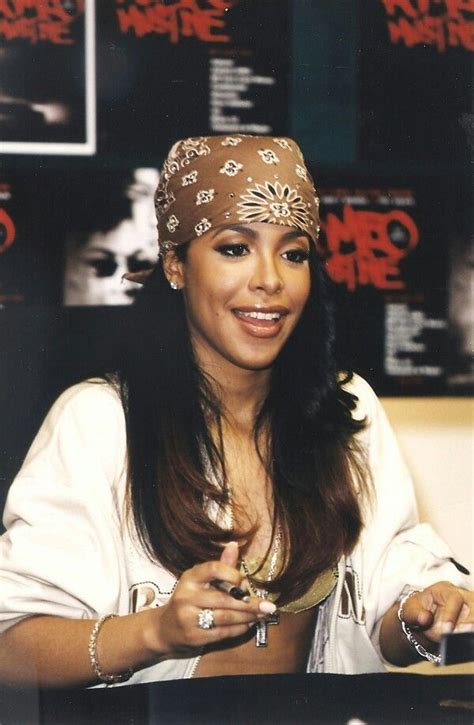 25 Bästa Aaliyah I Miss You Idéerna På Pinterest Aaliyah Och Hip Hop