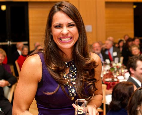 women in sports jessica mendoza 02 has a voice of her own the stanford daily