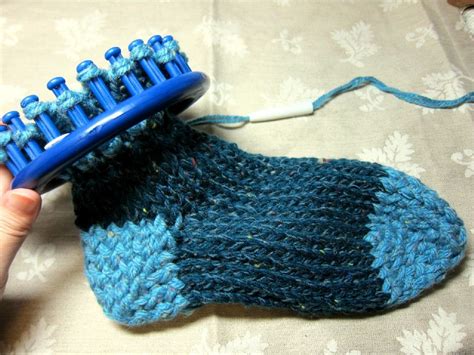 How To Knit Socks On Round Loom A Step By Step Guide For Beginners