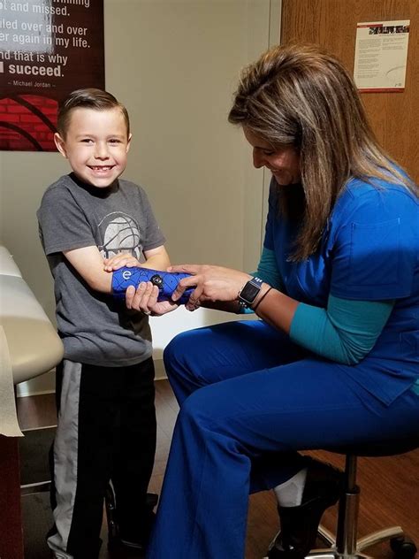 Advanced orthopedics and sports medicine institute has doctors experienced in 12 specialties to help you with your musculoskeletal problems. Dr. Frye - Pediatric Orthopedics & Sports Medicine