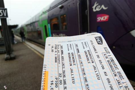 Billet Prem's : la fin du billet SNCF cartonné non nominatif et cessible
