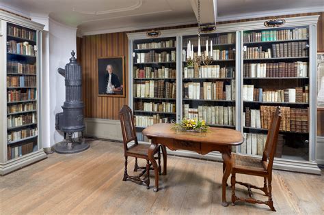 Zentriert um johann wolfgang von goethes elternhaus in frankfurt am main vereinigt das freie deutsche. Frankfurter Goethe-Haus - Johann Wolfgang von Goethe ...
