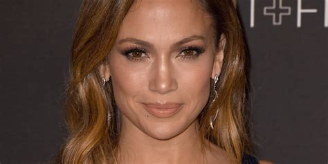 Jennifer Lopezs Glowing Skin Is Basically Flawless