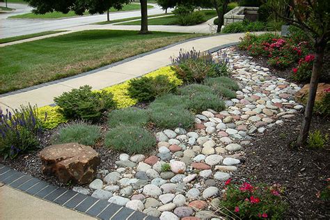 19 Exquisite Dry Garden Design ~ Danielle Finch