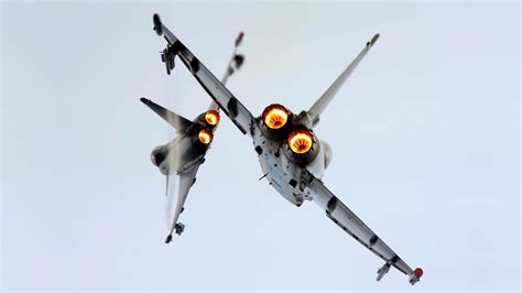 Desktop Wallpaper Fighter Jet Plan On Sky Hd Image Picture