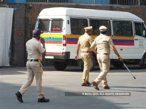 Serial Blasts Warning Sends Mumbai Police Into A Tizzy Investigations On