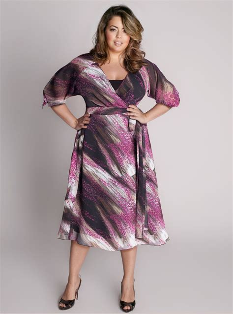 Pin By Gilynne Wastie On Clothes I Like Designer Plus Size Clothing