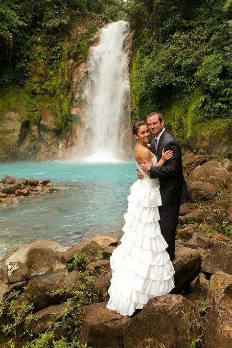 Stunning Wedding Photography In Costa Rica Beau Maisel Wedding