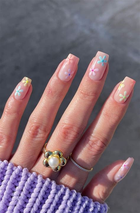 50 Cute Summer Nail Designs Multicoloured Daisies