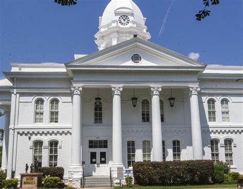 Colbert County Courthouse Closed For Christmas News