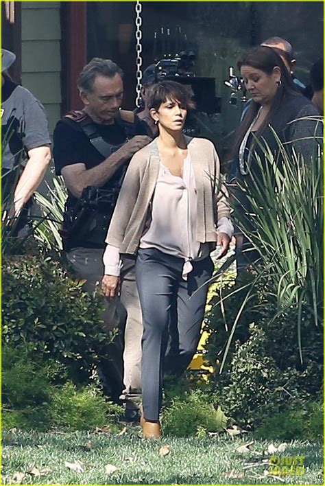 Halle Berry Spends Valentine S Day Filming Extant With Goran Visnjic