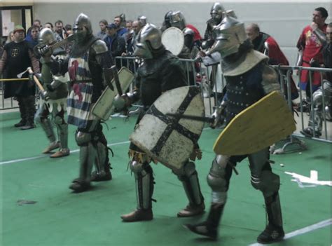 Bis dahin und auch darüber hinaus sind die parteien wichtige impulsgeber: Rise of the Knights - Vollkontakt in mittelalterlicher ...