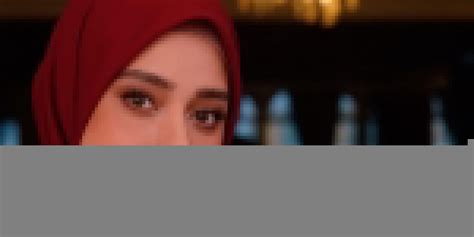 Gaya Makeup Natural Dan Elegan Karya Mua Upan Duvan Di Wajah Fairuz A Rafiq