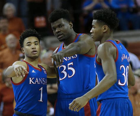 Kansas Basketball Udoka Azubuike Projected A Late First Rounder By Espn