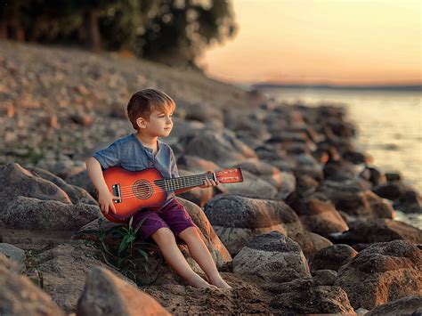 Boy With Guitar Wallpaper Hd