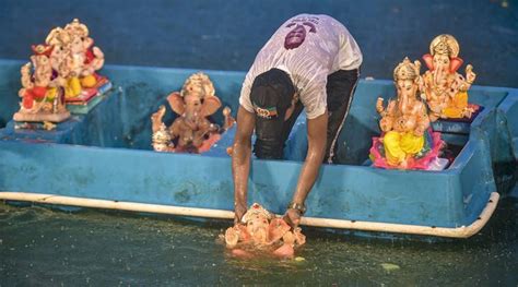 Pm Modi In Mumbai Avoid Water Pollution During Immersion Of Ganesh