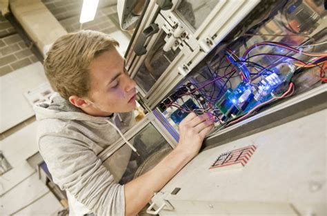 Undergraduate Admissions Electrical And Computer Engineering
