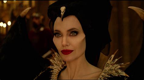 Angelina Jolie And Michelle Pfeiffer Face Off In The First Trailer For