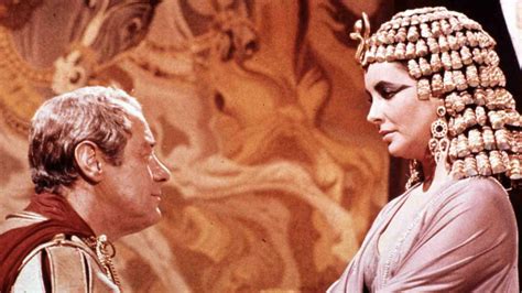 12 Details About Cleopatra And Julius Caesar S Relationship
